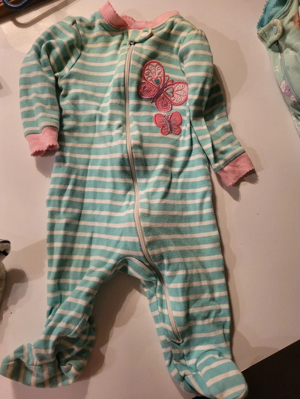 Bundle Of 5 Infanted Footed Pajamas Garanimal & Carter Size 3/6 Months + Hangers